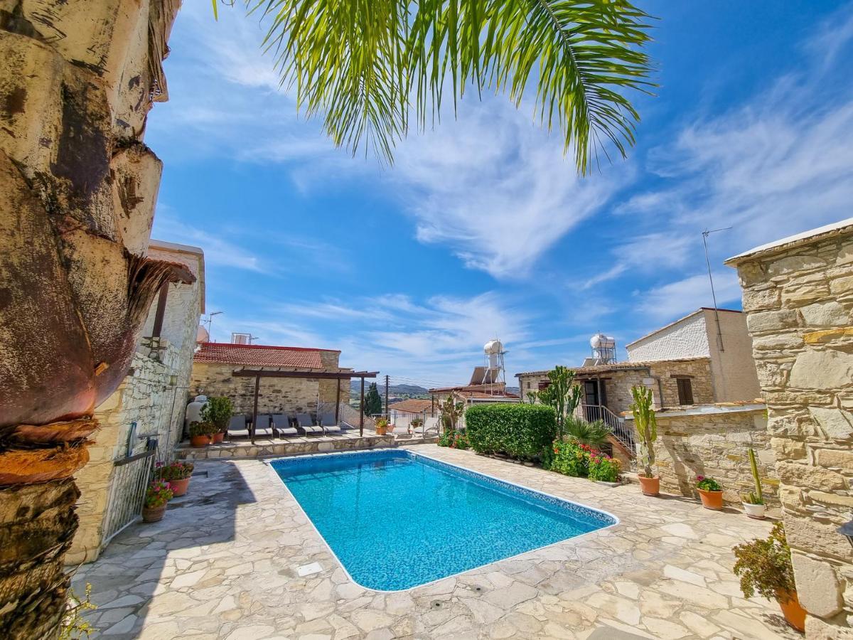 Poseidon'S Pool Paradise Skarinou Bagian luar foto